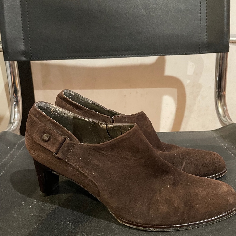 Stuart Weitzman suede booties  size 8